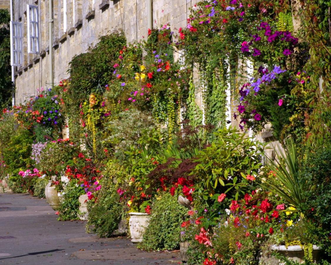 Glevum Lodge - 2 Bedroom Town Centre Apartment Cirencester Exterior photo